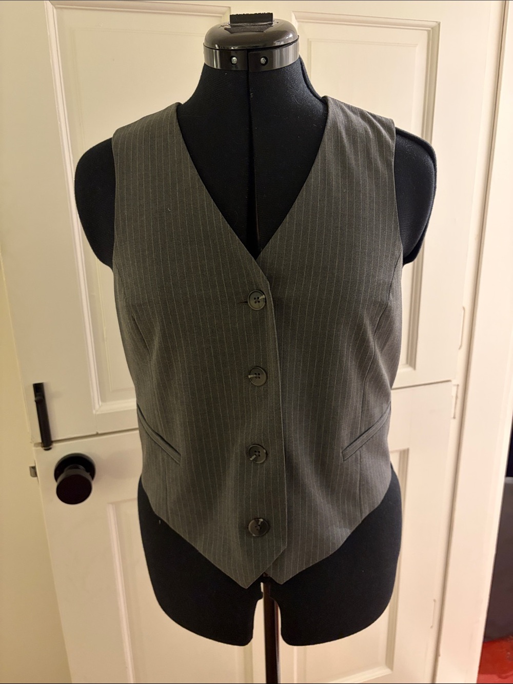 Old Navy Gray Pinstripe Women's Vest